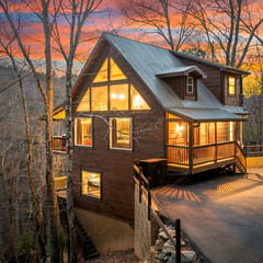 Bear Mountain Hideaway